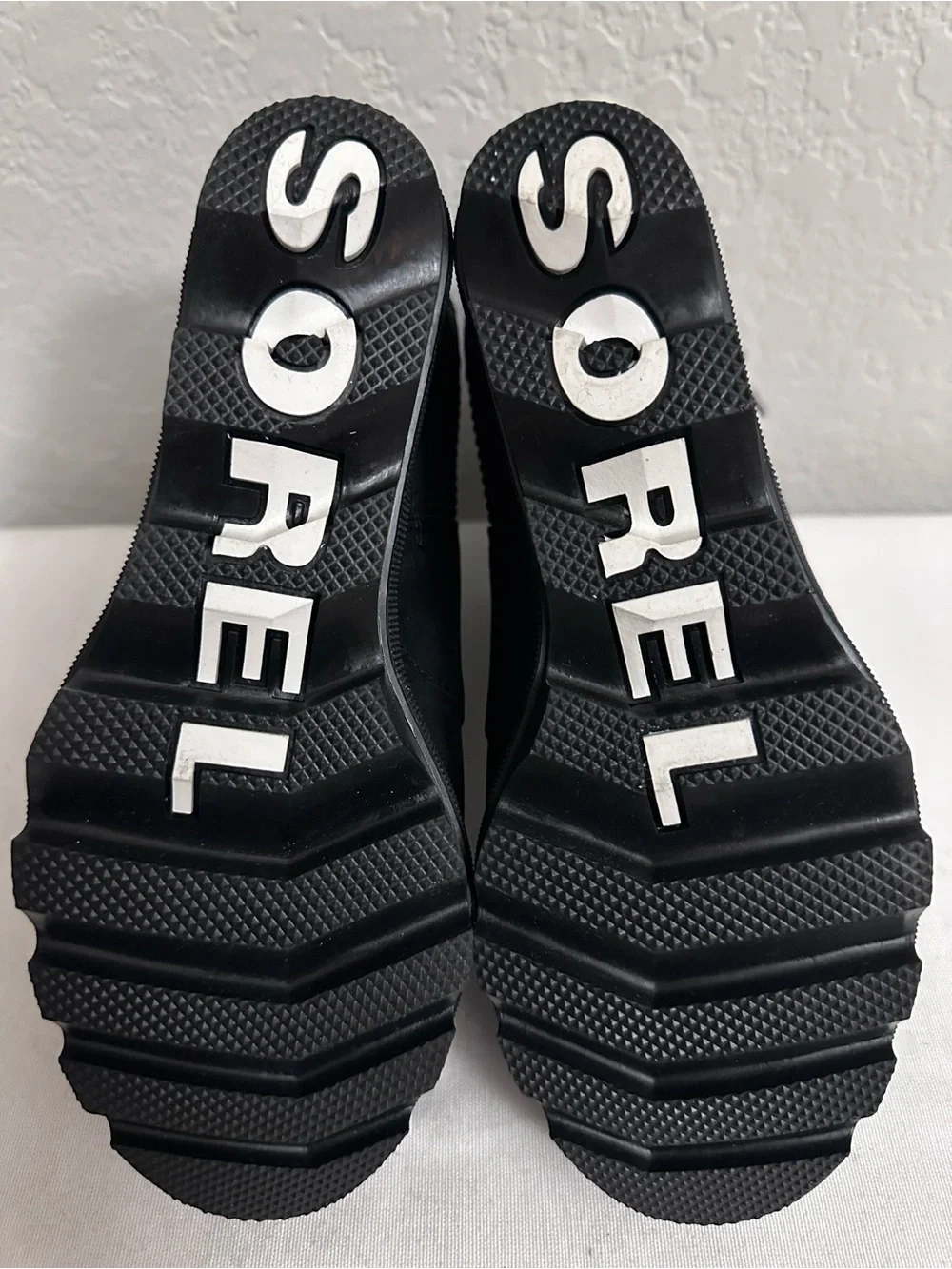 Sorel Womens Joan Rhapsody Chelsea Wedge Size 7 Black